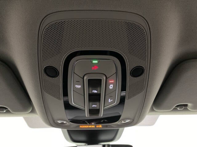 2024 Audi Q8 e-tron quattro Premium Plus