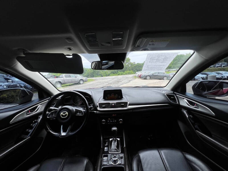 2017 Mazda MAZDA3 Touring