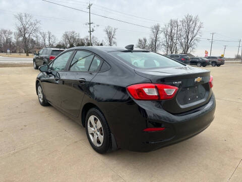 2018 Chevrolet Cruze LS Auto