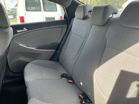 2014 Hyundai Accent GLS