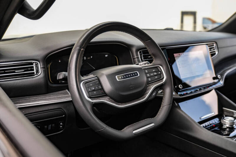 2022 Jeep Wagoneer Series II