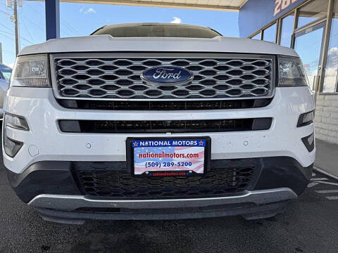 2017 Ford Explorer Platinum