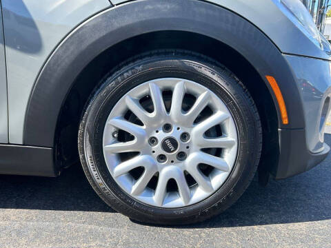 2015 MINI Hardtop 4 Door Cooper