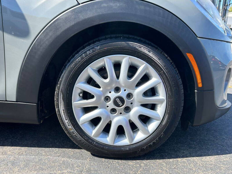 2015 MINI Hardtop 4 Door Cooper