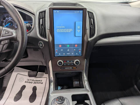 2021 Ford Edge Titanium