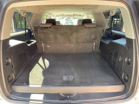 2018 Chevrolet Suburban LS