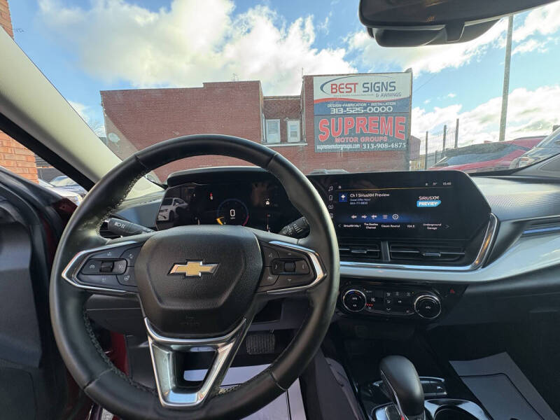 2025 Chevrolet Trax LT