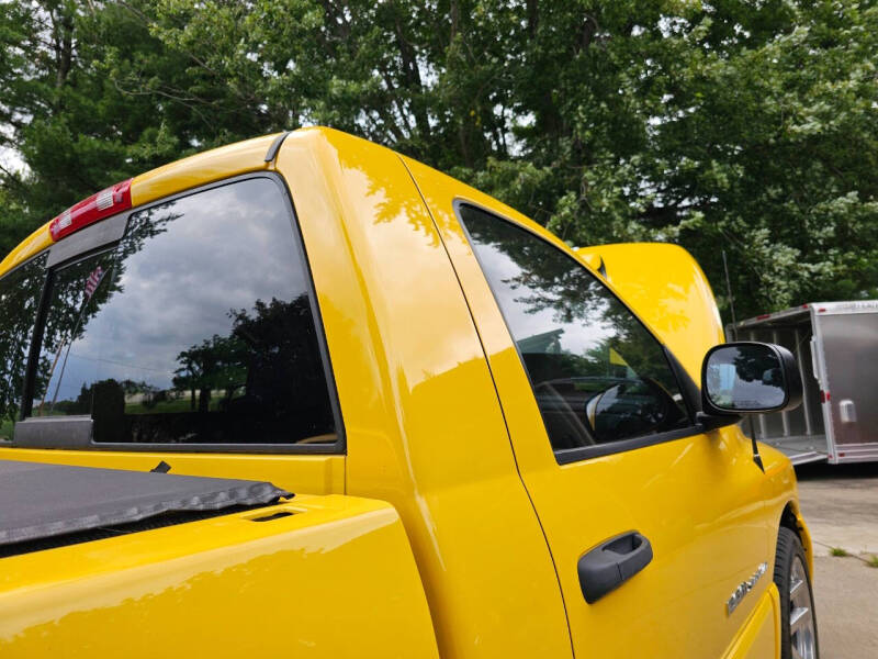 2005 Dodge Ram 1500 SRT-10