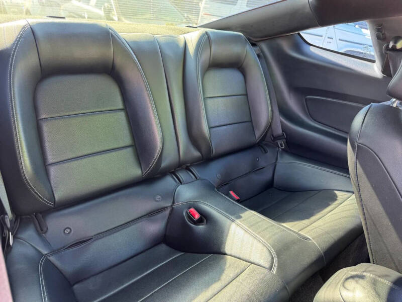 2015 Ford Mustang