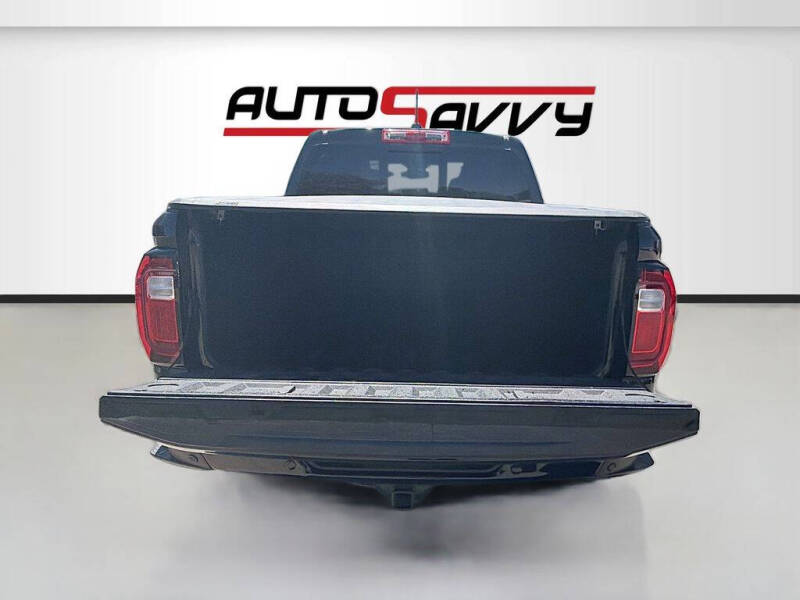 2024 GMC Canyon Denali