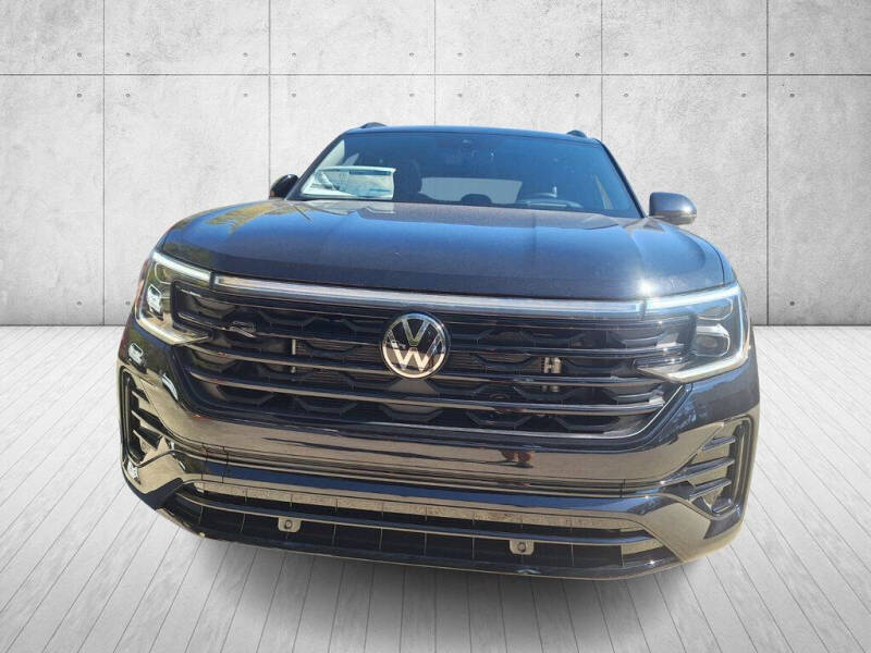 2026 Volkswagen Atlas Cross Sport SEL R-Line Black 4Motion