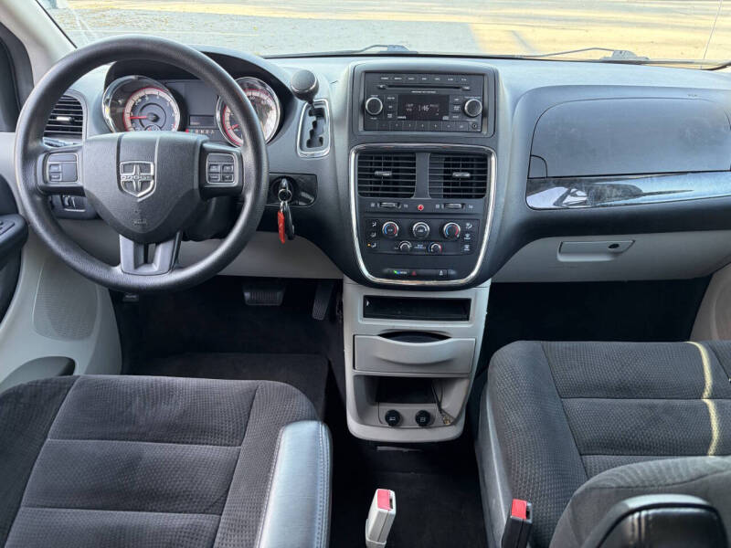 2014 Dodge Grand Caravan SE 30th Anniversary