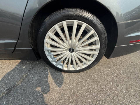 2017 Lincoln MKZ Reserve