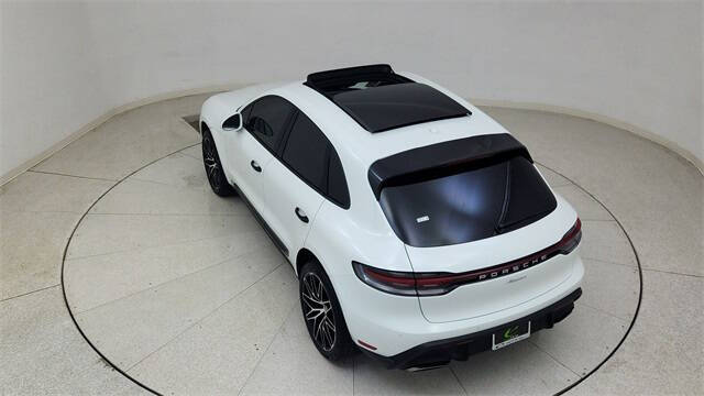2024 Porsche Macan