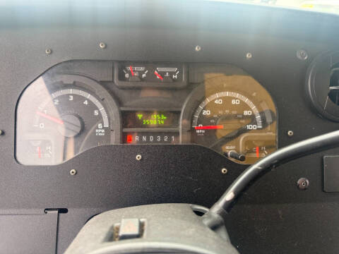 2013 Ford E-Series E-350 SD