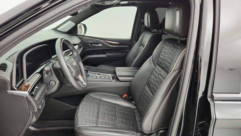 2023 Cadillac Escalade Sport Platinum