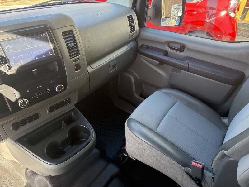 2019 Nissan NV 1500 S