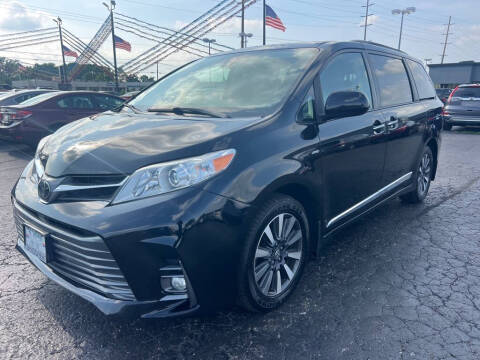 2020 Toyota Sienna XLE 7-Passenger