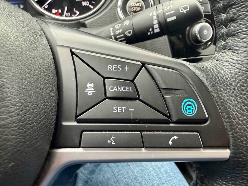 2020 Nissan Rogue SL