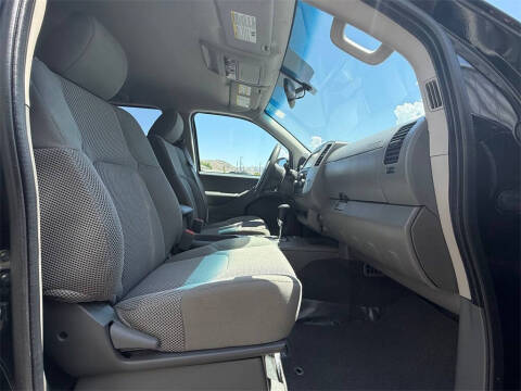 2021 Nissan Frontier SV