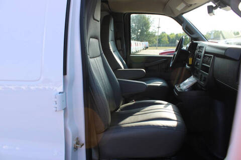 2024 Chevrolet Express 2500