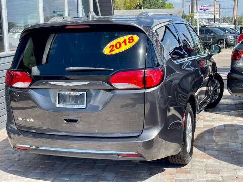 2018 Chrysler Pacifica Touring L