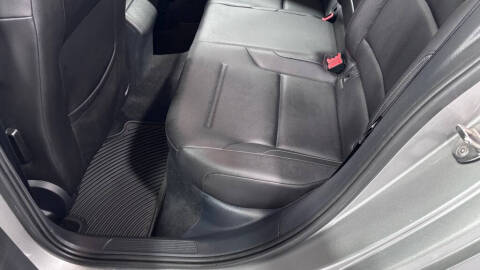 2019 Volkswagen Golf SE
