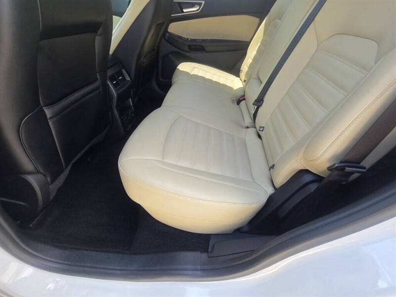2019 Ford Edge SEL