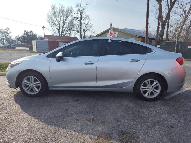 2018 Chevrolet Cruze LT Auto