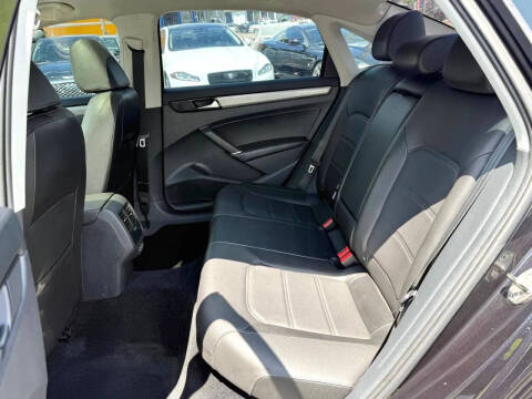 2022 Volkswagen Passat SE