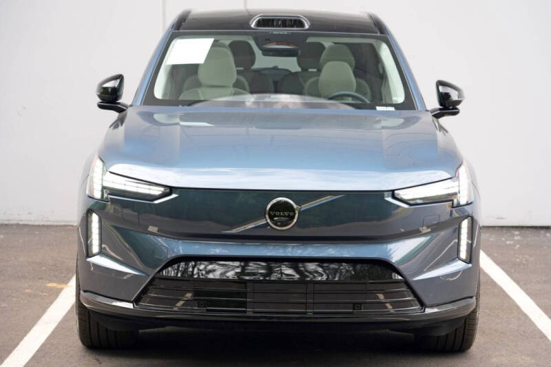 2025 Volvo EX90 Twin Performance Plus 6P