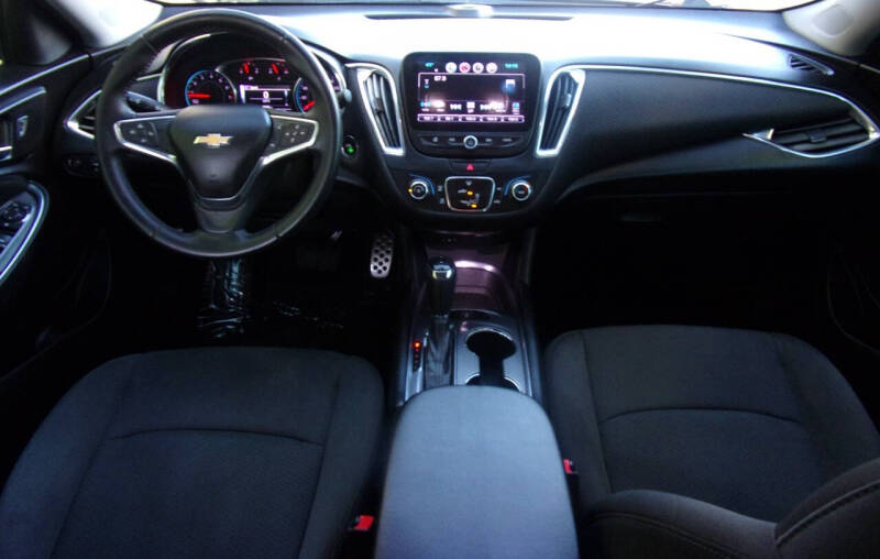 2017 Chevrolet Malibu LT