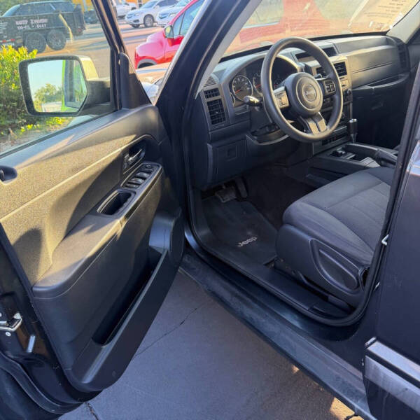 2011 Jeep Liberty Sport