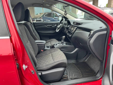 2017 Nissan Rogue Sport SV