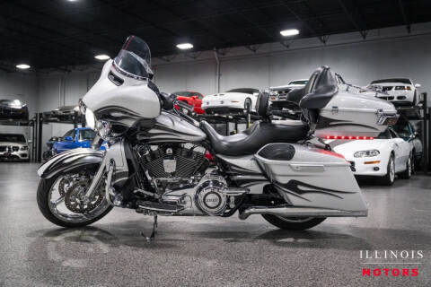 2015 Harley-Davidson FLHXSE