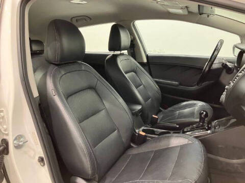 2017 Kia Forte5 EX
