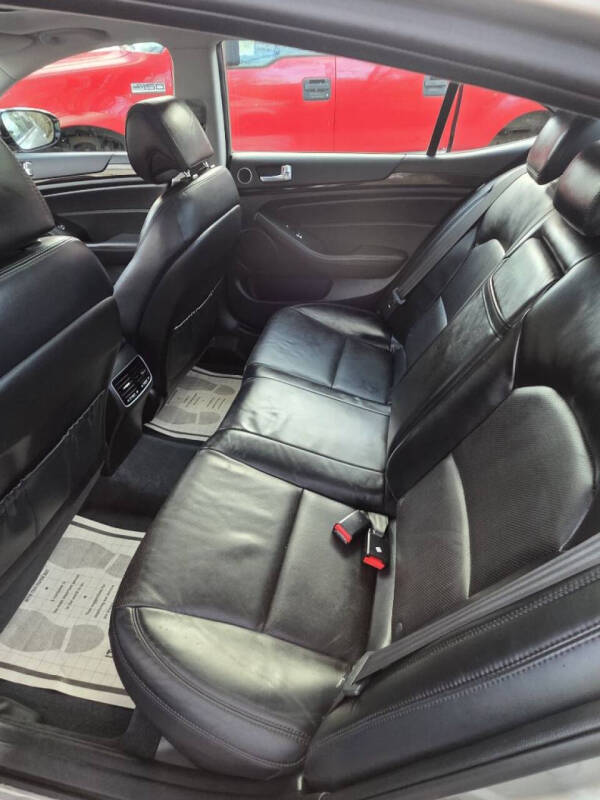 2014 Kia Cadenza Premium