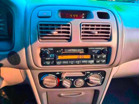1999 Toyota Corolla LE