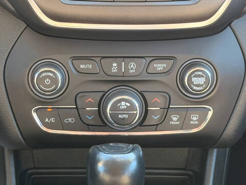 2022 Jeep Cherokee Trailhawk