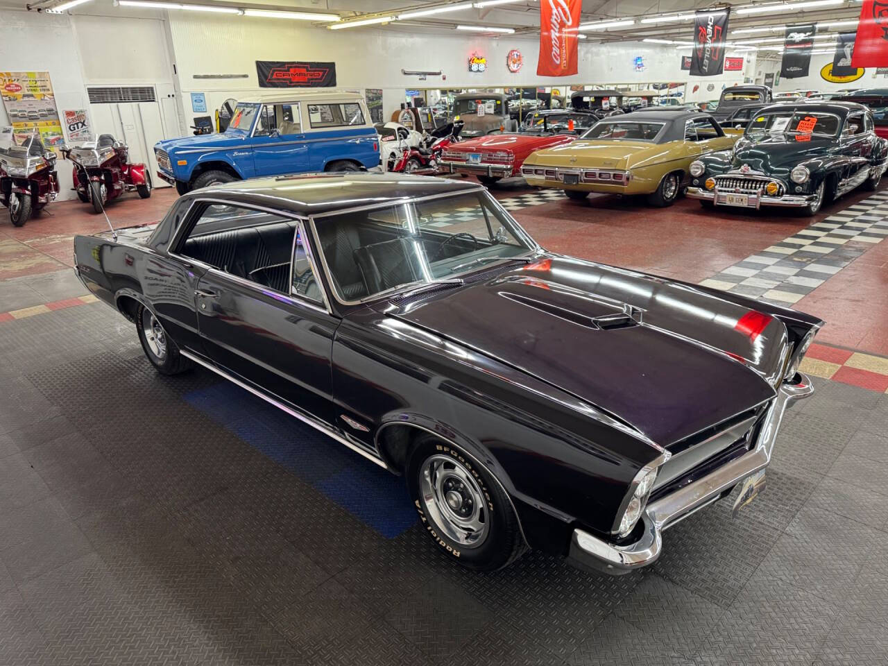1965 Pontiac GTO 16