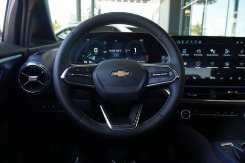 2025 Chevrolet Equinox EV LT 2