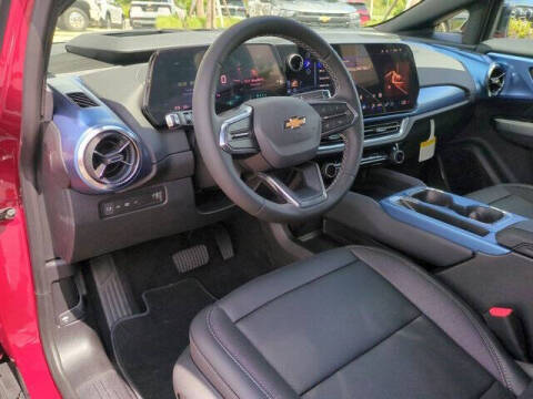 2025 Chevrolet Equinox EV LT 2