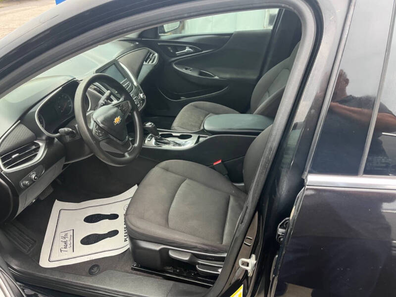 2018 Chevrolet Malibu LS