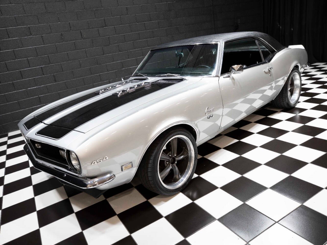 1968 Chevrolet Camaro 4