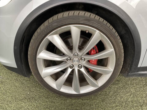 2016 Tesla Model X P90D