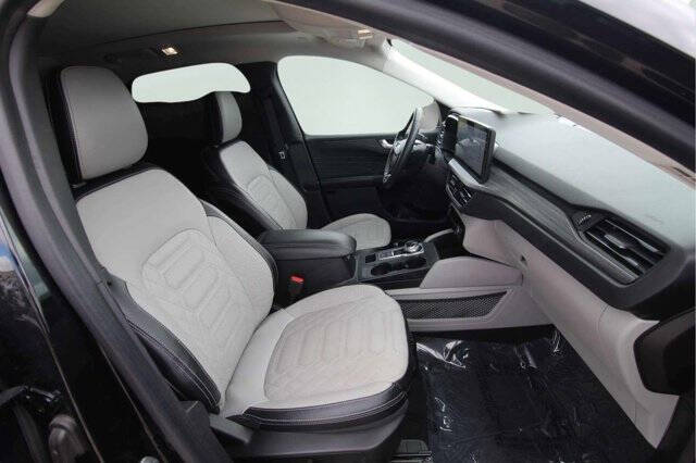 2023 Ford Escape Plug-In Hybrid