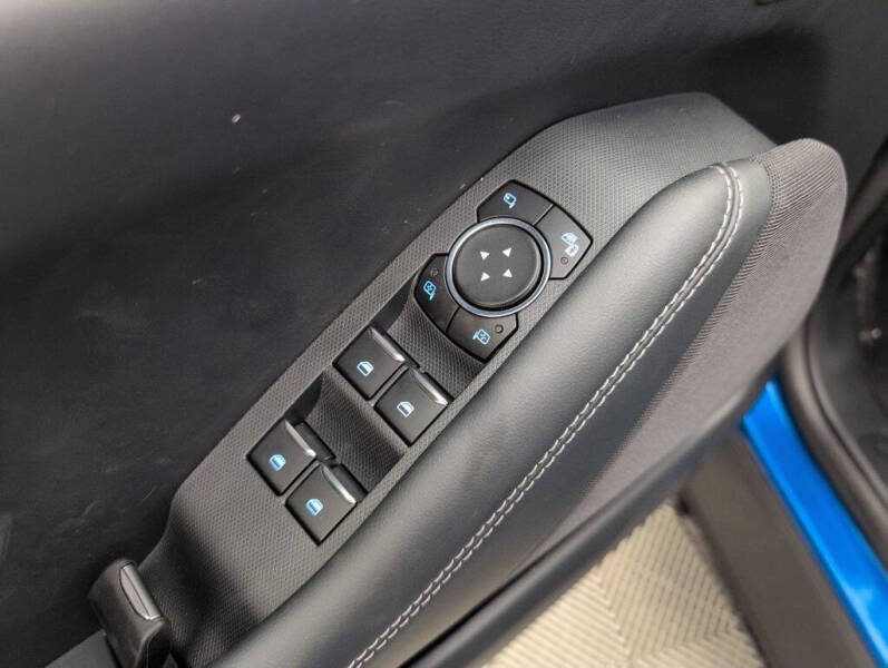 2025 Ford Mustang Mach-E Select