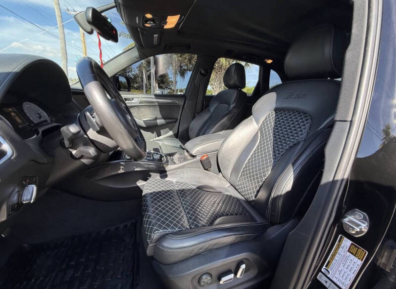 2016 Audi SQ5 3.0T quattro Premium Plus