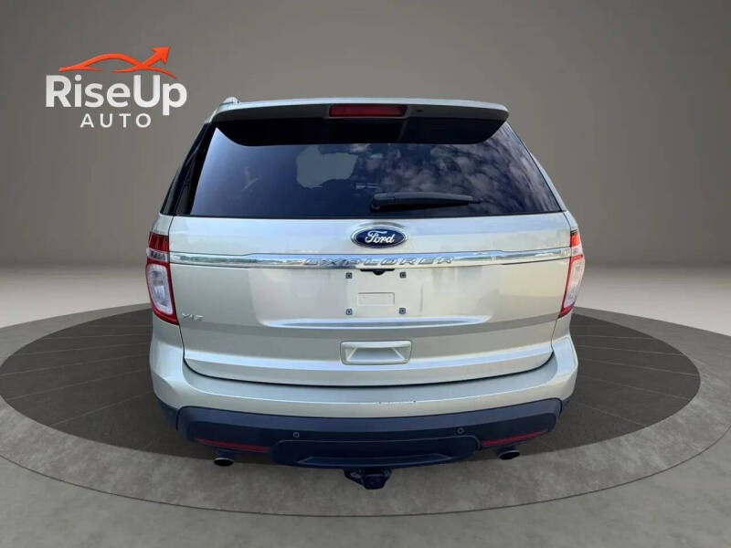 2011 Ford Explorer XLT