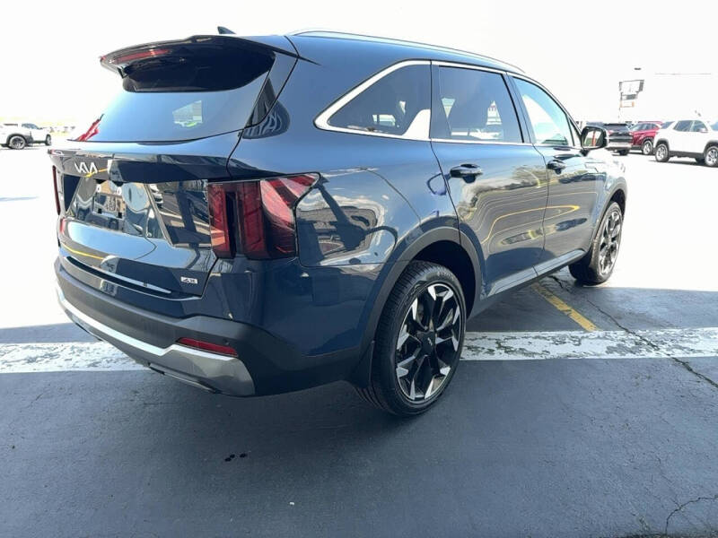 2025 Kia Sorento EX